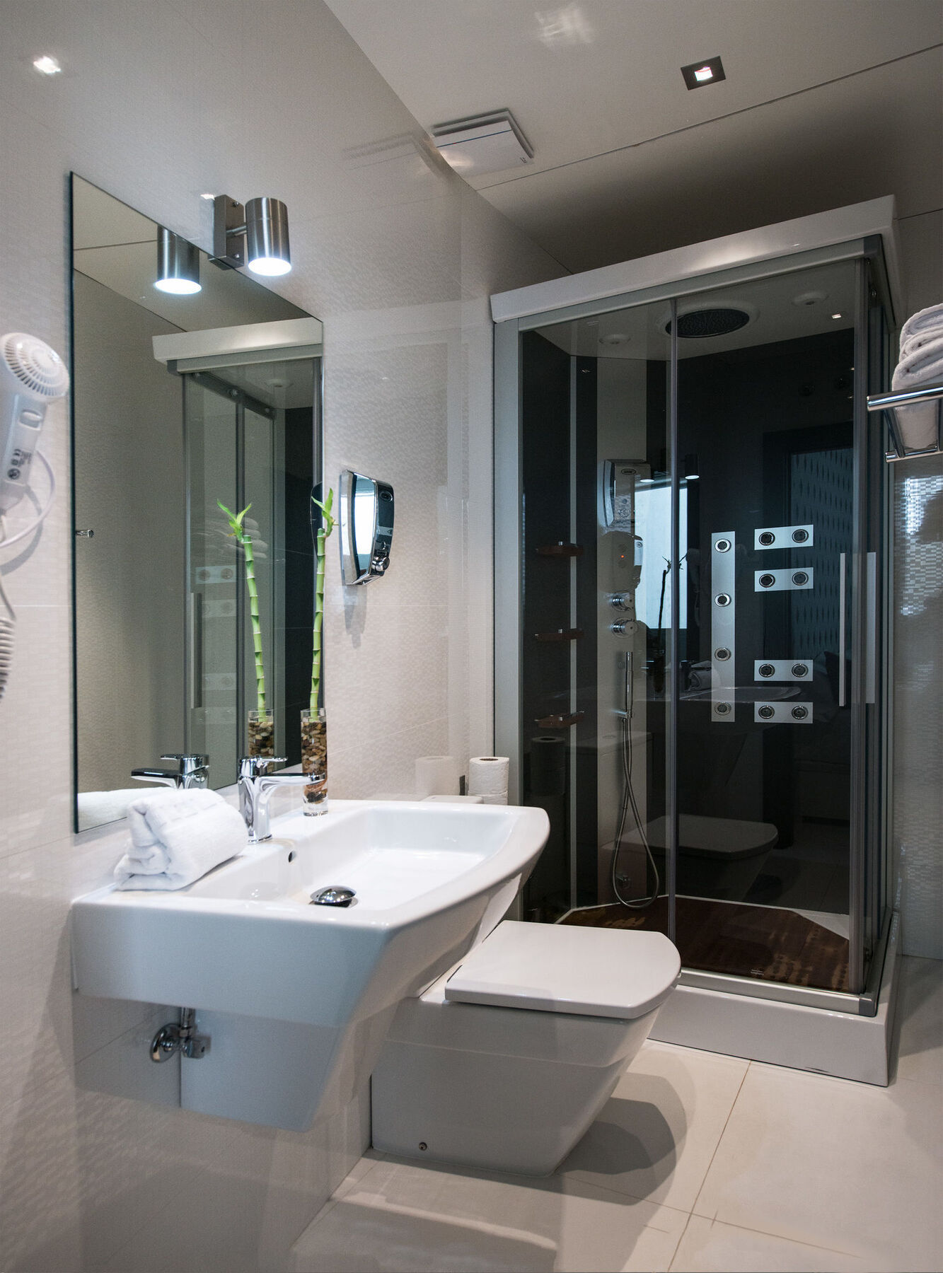 Roisa Suites Madrid Exterior photo
